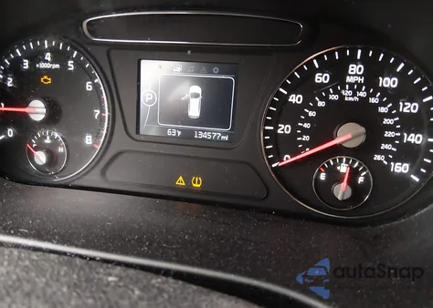 2016 Kia Sorento 2.4L L из США, поврежденный, VIN 5XYPG4A32GG097880